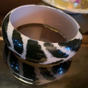 Chunky Animal Print Bangle Bracelet